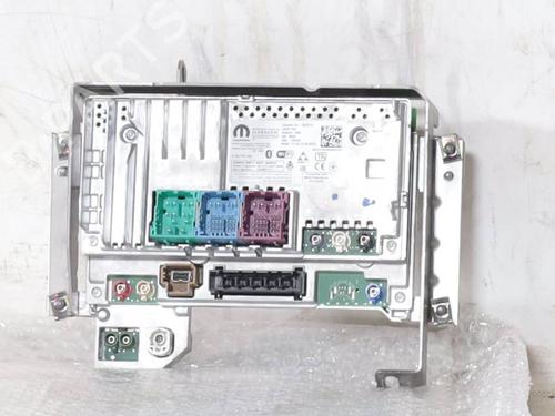 radio-alfa-romeo-tonale-965_-2022-36217096 main image
