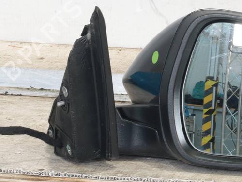 right-mirror-alfa-romeo-stelvio-949_-2016-27640367 main image