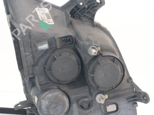 Used Right headlight OPEL MERIVA A MPV (X03) 1.4 16V Twinport (E75) (90 hp) 30304994