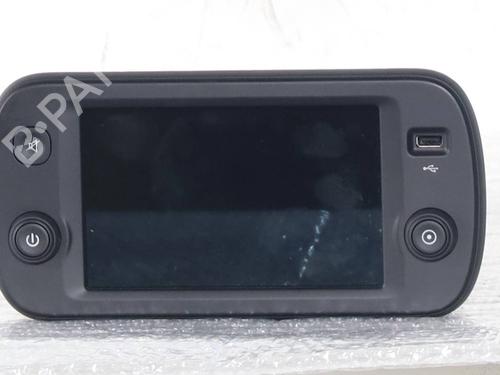 Used Radio Radio FIAT PANDA (312_, 319_) 1.0 Mild Hybrid (312.PYD1B) (69 hp) 31647702 31647702