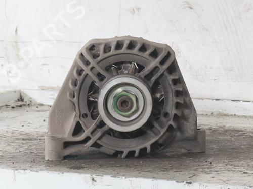 Used Alternator Alternator FIAT PANDA (169_) 1.2 (169.AXB11, 169.AXB1A) (60 hp) 33537571 33537571