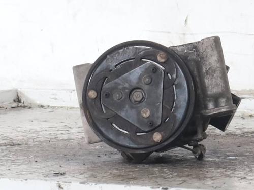 Used AC compressor AC compressor PEUGEOT 107 (PM_, PN_) 1.0 (68 hp) 33615920 33615920