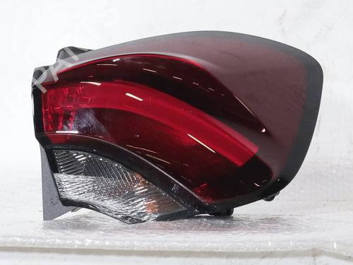 right-taillight-fiat-tipo-estate-356_-357_-2016-32706522 main image