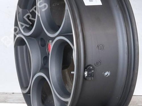Used Rim ALFA ROMEO STELVIO (949_) 2.0 Q4 (949.AXA2A) (280 hp) 26316412