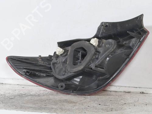 Used Right taillight MITSUBISHI L200 (K3_T, K2_T, K1_T, K0_T) 2.5 TD 4WD (K34T) (87 hp) 30360845