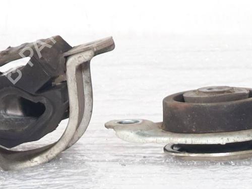 Used Engine mount Engine mount FIAT PANDA (312_, 319_) 1.2 (312PXA1A) (69 hp) 31647995 31647995