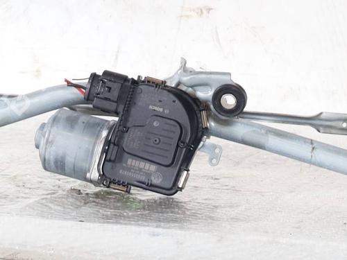 front-wipers-mechanism-alfa-romeo-stelvio-949_-2016-31941811 main image