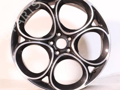 rim-alfa-romeo-stelvio-949_-2016-40117217 main image