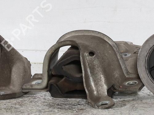 Used Engine mount Engine mount FIAT PUNTO (188_) 1.2 60 (188.030, .050, .130, .150, .230, .250) (60 hp) 29481044 29481044
