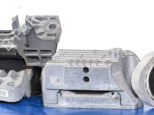 Used Engine mount Engine mount ALFA ROMEO TONALE (965_) 1.3 Hybrid Q4 (190 hp) 30662422 30662422