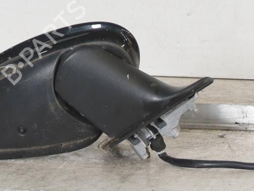 right-mirror-alfa-romeo-giulia-952_-2015-26551119 main image