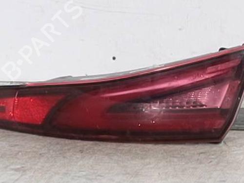 right-taillight-alfa-romeo-giulia-952_-2015-26581453 main image
