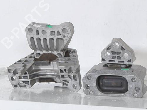 Used Engine mount Engine mount JEEP RENEGADE SUV (BU, B1, BV) 1.3 PHEV 4Xe (190 hp) 27640148 27640148