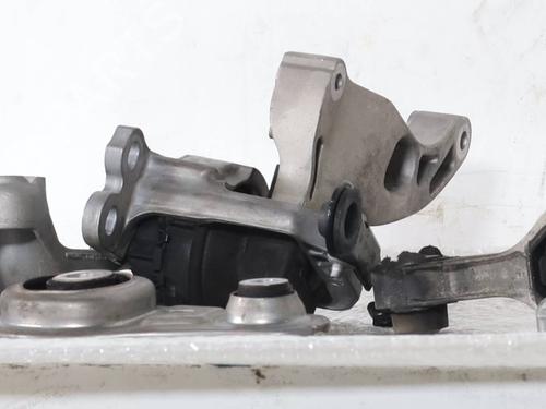 Used Engine mount Engine mount FIAT TALENTO Van (296_) 1.6 D (145 hp) 33951387 33951387