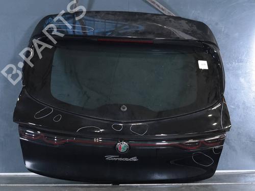 tailgate-alfa-romeo-tonale-965_-2022-36217390 main image
