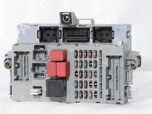 Used Fuse box Fuse box 36774623 36774623