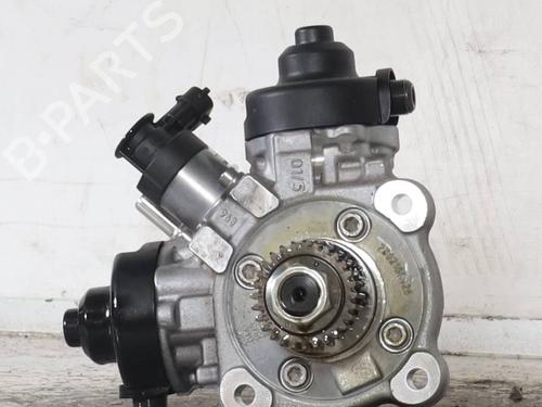 Used Injection pump Injection pump JEEP GRAND CHEROKEE IV (WK, WK2) 3.0 CRD V6 4x4 (250 hp) 33055943 33055943