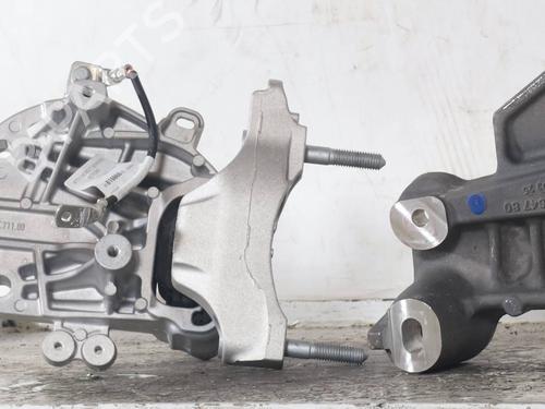 Used Engine mount Engine mount FIAT GRANDE PANDA (328) EV (328) (113 hp) 33284352 33284352