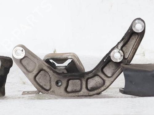 Used Engine mount FIAT SEICENTO / 600 (187_) 1.1 (187AXB, 187AXB1A, 187AXC1A02) (54 hp) 31902234