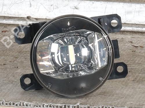 left-front-fog-light-jeep-renegade-suv-bu-b1-bv-2014-27520817 main image