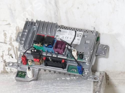 Bilradio Bilradio FIAT 500e (332_) Elektro 3+1 (FA1) (118 hp) 36070454 36070454
