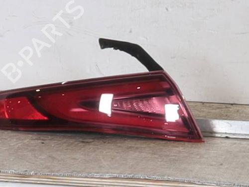 left-taillight-alfa-romeo-giulia-952_-2015-27640458 main image