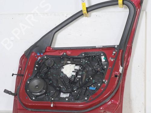 right-front-door-alfa-romeo-giulia-952_-2015-26550974 main image