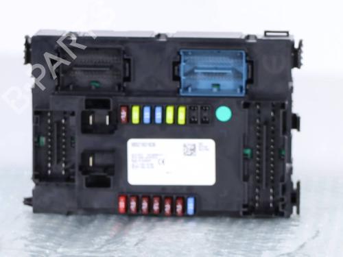 Used Fuse box Fuse box 38920788 38920788