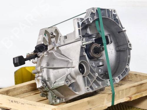 Used Gearbox Gearbox ABARTH 500 / 595 / 695 1.4 (312.AXZ11) (165 hp) 31647653 31647653