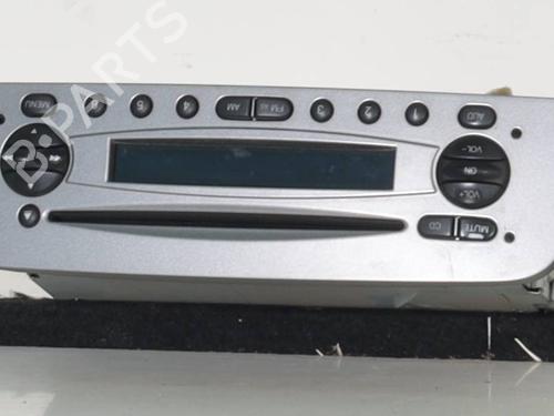 Used Radio Radio ALFA ROMEO 147 (937_) 1.9 JTDM 8V (937.AXD1A, 937.AXU1A, 937.BXU1A) (120 hp) 30178679 30178679