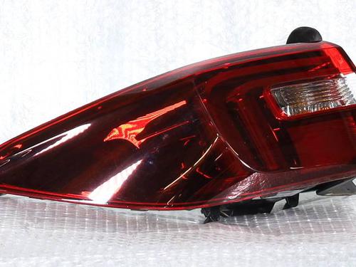 left-taillight-opel-grandland-grandland-x-a18-p1uo-2017-39092587 main image
