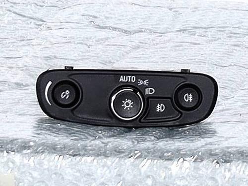 Used Headlight switch Headlight switch 39135538 39135538