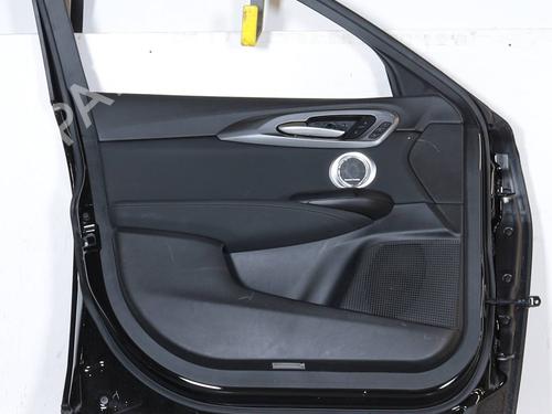 left-front-door-alfa-romeo-tonale-965_-2022-23104090 main image
