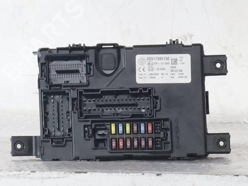 Used Fuse box Fuse box FIAT GRANDE PUNTO (199_) 1.4 (199AXB11, 199AXB1A, 199BXB1A, 199AXL1A) (77 hp) 33284913 33284913