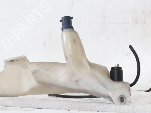 windscreen-washer-tank-lancia-ypsilon-843_-2003-2004-2005-2006-2007-2008-2009-2010-2011-36500900 main image