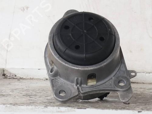 Used Engine mount Engine mount ALFA ROMEO GIULIA (952_) 2.2 D (952AFA25, 952AFM25, 952ALA25) (180 hp) 32706076 32706076