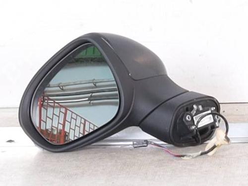 left-mirror-fiat-500x-334_-2014-25813540 main image