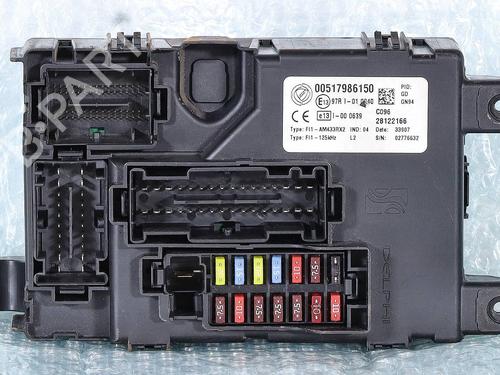 Used Fuse box Fuse box FIAT GRANDE PUNTO (199_) 1.2 (65 hp) 39022345 39022345