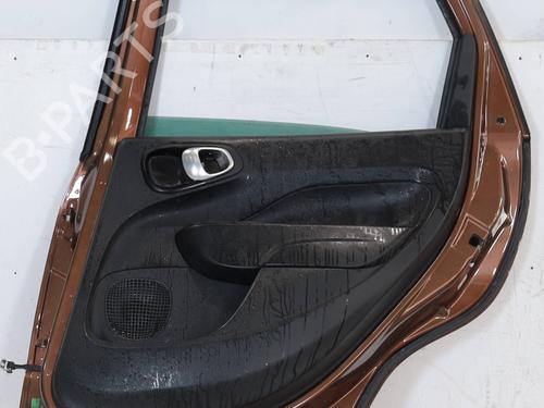 right-rear-door-fiat-500l-351_-352_-2012-24373348 main image