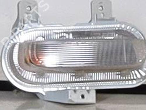 left-daytime-light-jeep-renegade-suv-bu-b1-bv-2014-28429571 main image