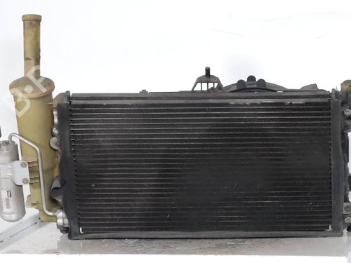 Used AC radiator AC radiator FIAT PUNTO (188_) 1.2 16V 80 (188.233, .235, .253, .255, .333, .353, .639,... (80 hp) 29530149 29530149