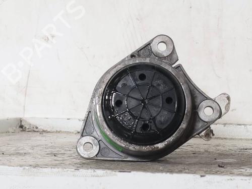 engine-mount-alfa-romeo-giulia-952_-2015-32706077 main image