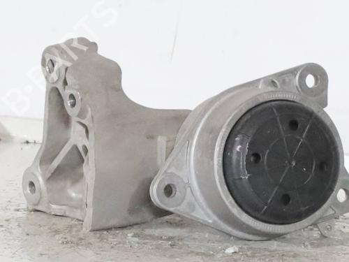 Used Engine mount Engine mount ALFA ROMEO GIULIA (952_) 2.0 (952ABA25B) (200 hp) 33050954 33050954