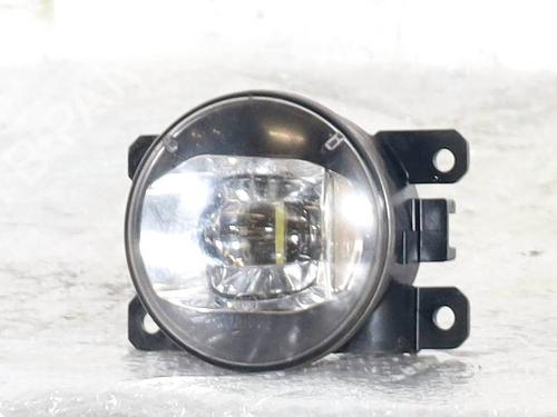 Used Right front fog light Right front fog light JEEP RENEGADE SUV (BU, B1, BV) 1.5 T4 Hybrid (131 hp) 31647894 31647894