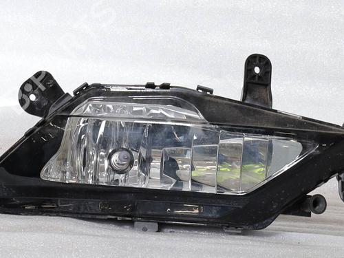 right-front-fog-light-opel-astra-k-b16-2015-2016-2017-2018-2019-2020-2021-2022-39135506 main image