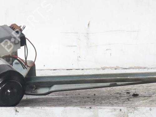 Used Front wipers mechanism Front wipers mechanism FIAT SEICENTO / 600 (187_) 1.1 (187AXB, 187AXB1A, 187AXC1A02) (54 hp) 33284936 33284936