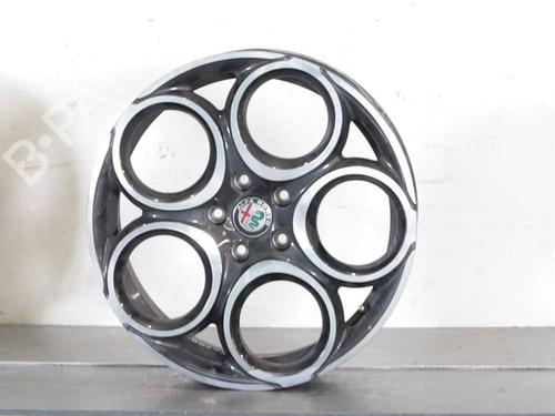 rim-alfa-romeo-stelvio-949_-2016-39716590 main image