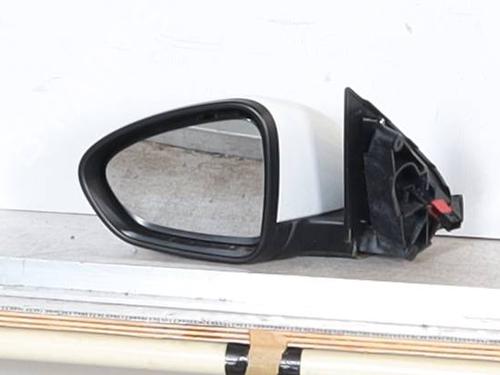 left-mirror-fiat-tipo-hatchback-356_-357_-16-multijet-357hxg1-735735850-2016-22966576 main image