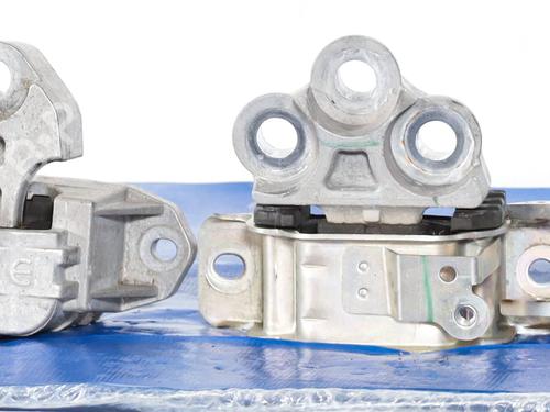 Used Engine mount FIAT TIPO Hatchback (356_, 357_) 1.6 Multijet (357HXG1) (131 hp) 30111819