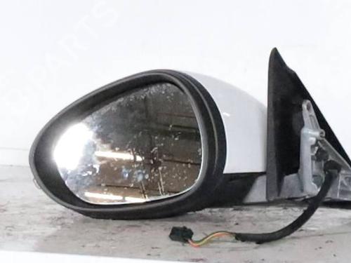 left-mirror-alfa-romeo-giulia-952_-2015-26316540 main image